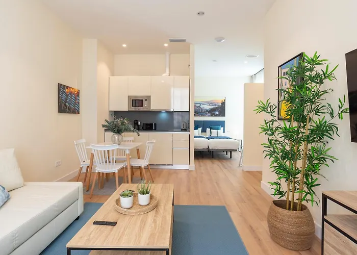Arenal By Ele Apartmán Màlaga